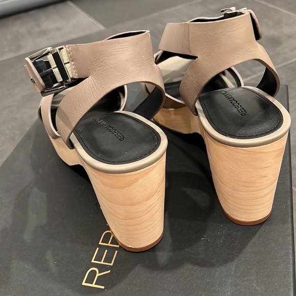 Rebecca Minkoff Jessica Platform Sandal - Picture 4 of 5